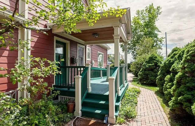 590 Titus Avenue - 590 Titus Avenue, Irondequoit, NY 14617