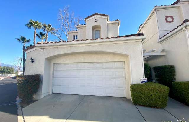 320 Carrione Court Gallery 3