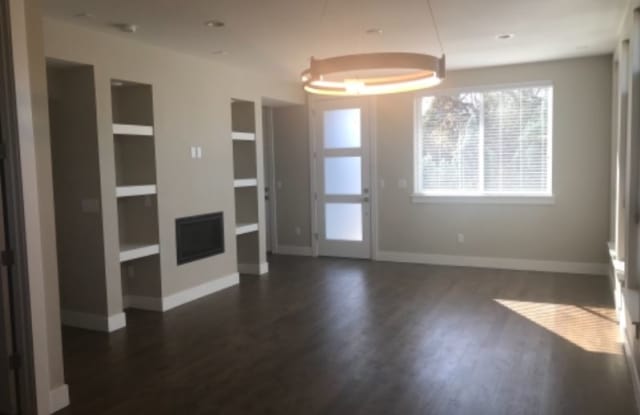 780 Bellaire Street Gallery 3
