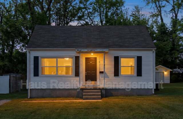 2813 Faircourt Street photos photos