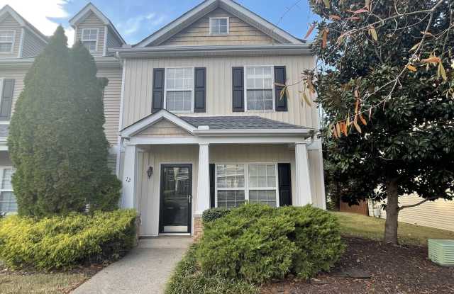 Great Townhome Near I-24 Gallery 3