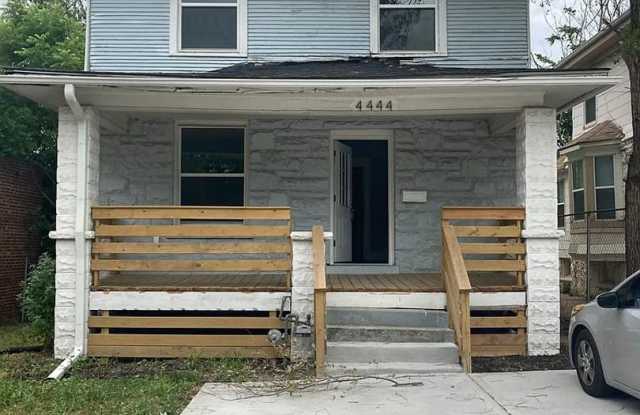 4444 Troost Ave photos photos