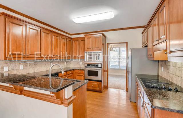 2851 Calumet Farm Lane Gallery 4