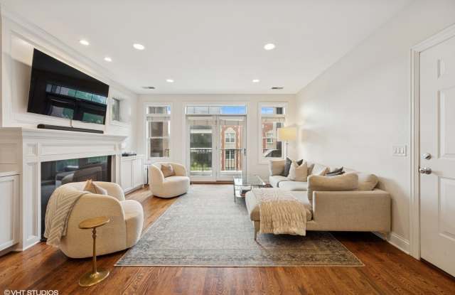 3543 N Southport Avenue Gallery 3
