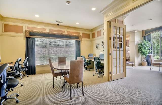 190 Yellowstone Drive Gallery 2