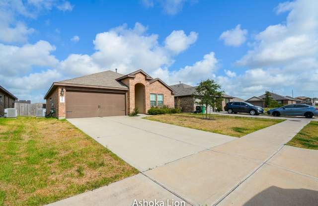 Coming Soon ! 3 bed 2 bath home in the Katy/Fulshear area. Gallery 2