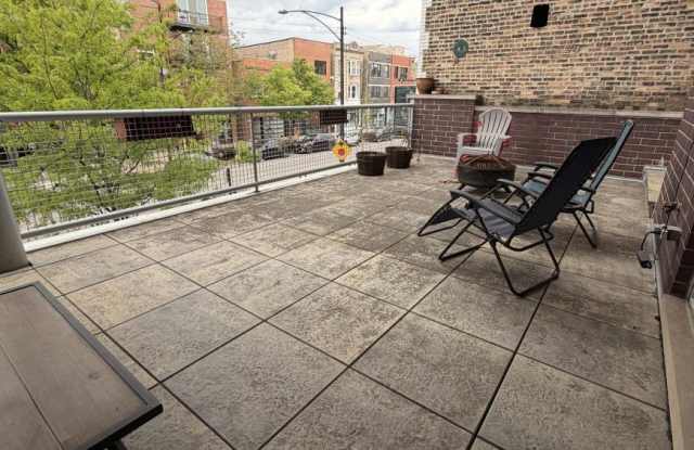 2127 West Division St. photos photos