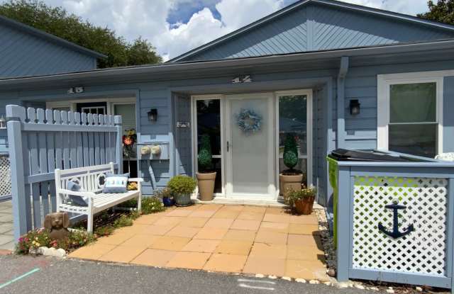 Furnished Waterfront Two Bedroom Townhome in River Bend Short Term Lease - 14 Harbor Drive, Fairfield Harbour, NC 28560