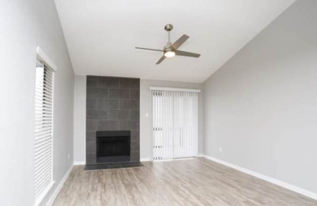 1253 Chisholm Valley Dr Gallery 2