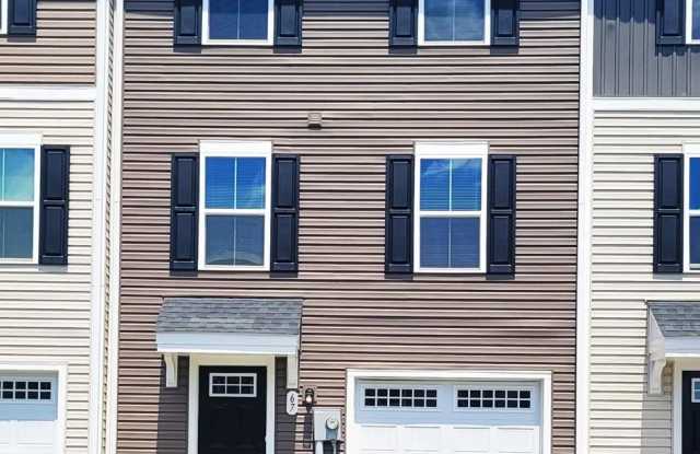 67 WIGGLES COURT photos photos