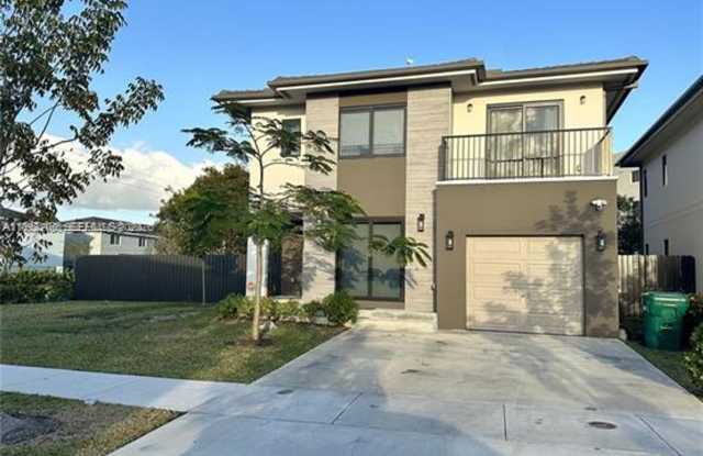 306 NW 11th Ct FLORIDA CITY, FL 33034 photos photos