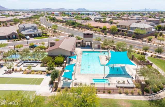 Charming 5-bed, 4.5-bath, 3 Car home with Full Solar  RV Gate in upscale Meadows community Peoria!! photos photos