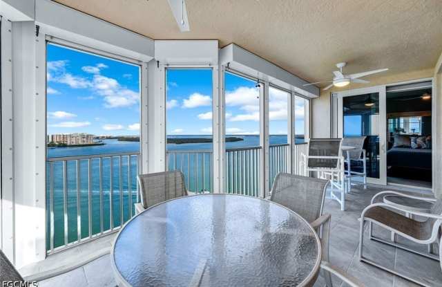 8751 Estero Boulevard photos photos