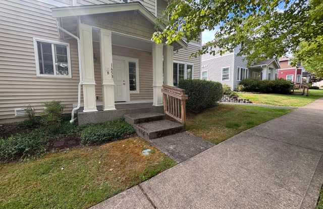3 Bedroom Condo in Dupont - 1653 Burnside Place, DuPont, WA 98327