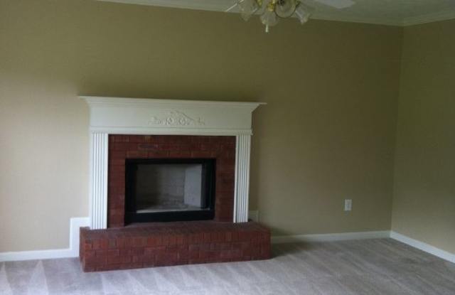 301 Rockingham Dr Gallery 4