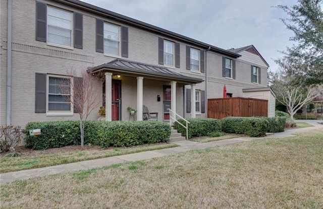 6411 Oriole Drive Gallery 2