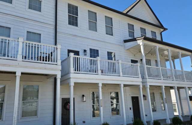 4BR/4BA For Rent Gallery 1