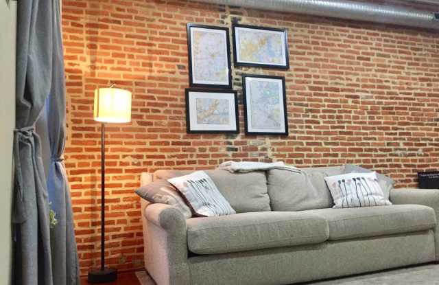 16 FORT AVENUE E Gallery 2