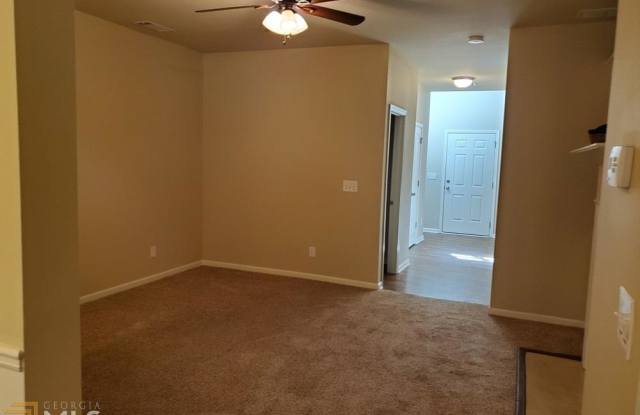 4918 Parke Brook Dr Gallery 2