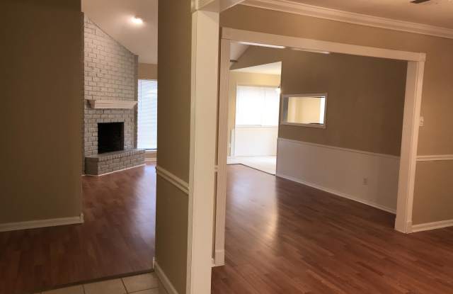 6610 Fallengate Drive Gallery 2