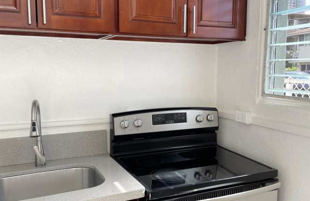 2344 Date Street photos photos