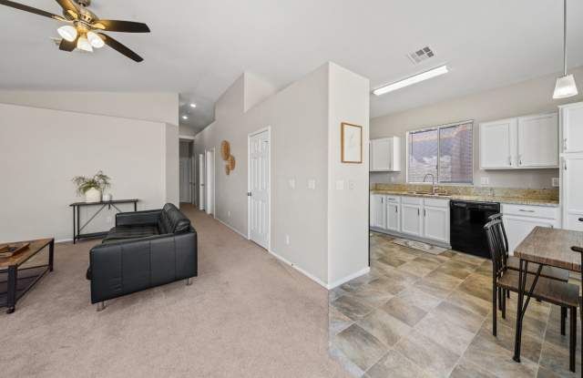 Fully Furnished Single Story Near Silverado Ranch photos photos Fully Furnished Single Story Near Silverado Ranch photos photos