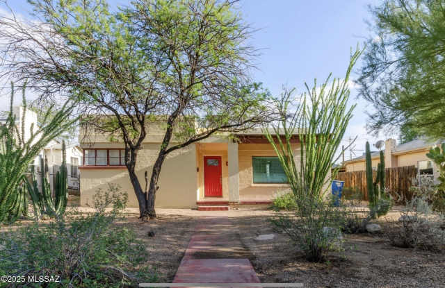 1722 E 9th Street photos photos