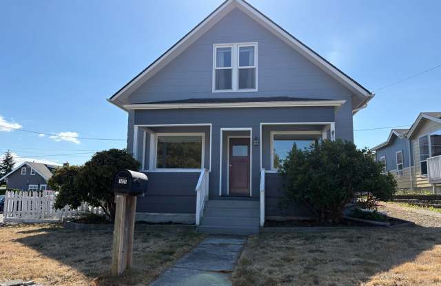 1401 16th Street - 1401 16th Street, Anacortes, WA 98221