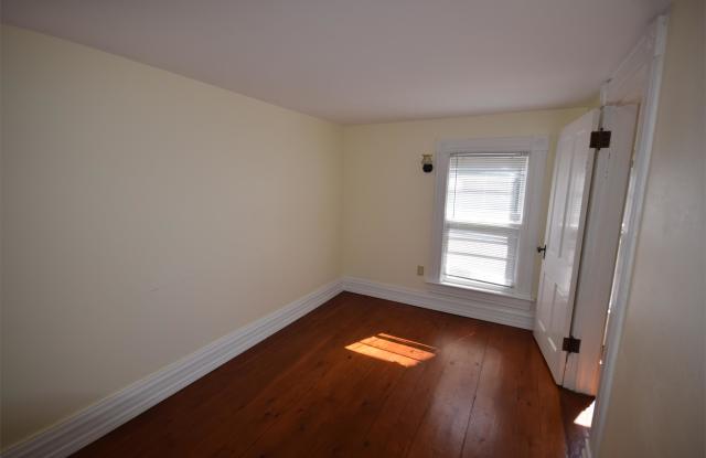 1424 North Main Street - B Gallery 3