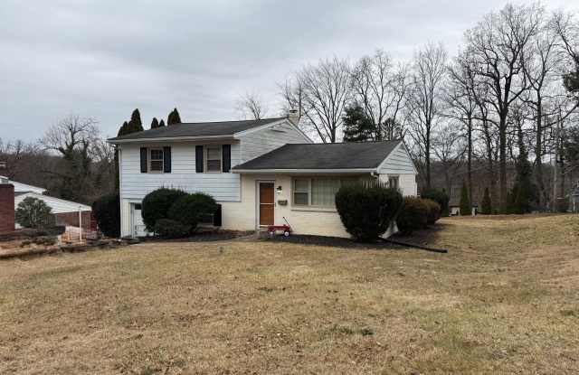 21 W GOLF CLUB Lane Gallery 2