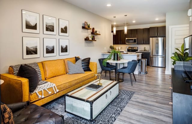 Icon Apartment Homes at Ferguson Farm Gallery 3