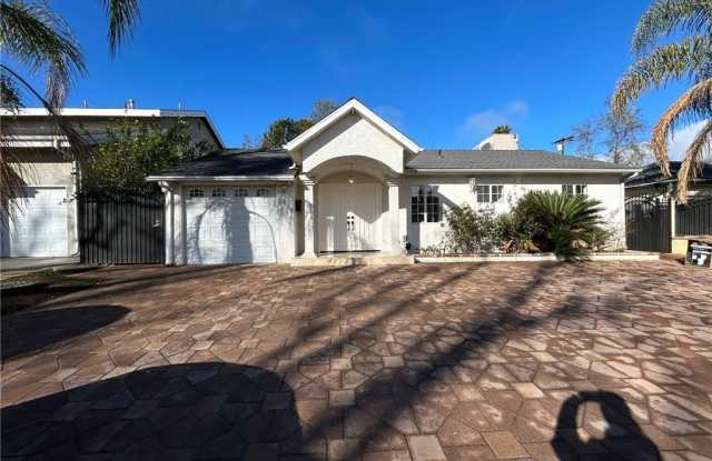 5029 Lindley Avenue - 5029 Lindley Avenue, Los Angeles, CA 91356