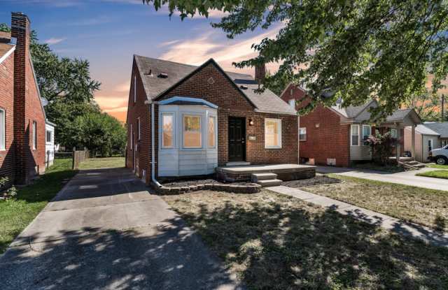 7991 Jackson Street - 7991 Jackson Street, Taylor, MI 48180