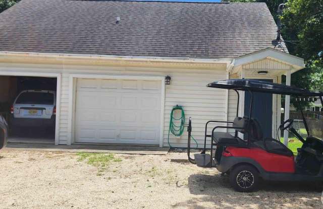 1009 B Bay Dr. photos photos