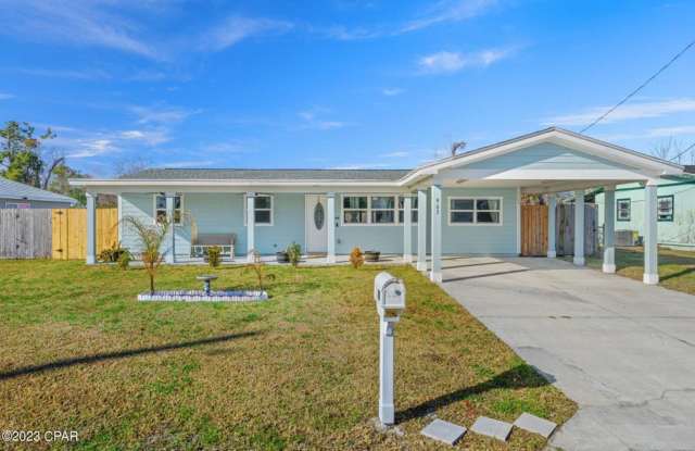 Recently Updated 4Bed/2Ba, Centrally Located in Springfield! *1/2 OFF Security Deposit for Active-Duty Military!!* photos photos