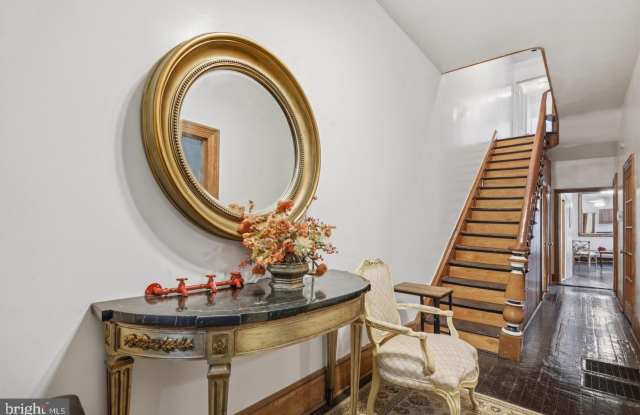 1205 4TH Street NW Gallery 3