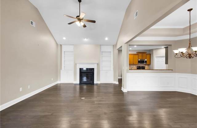 5358 Manor View Drive NW Gallery 3