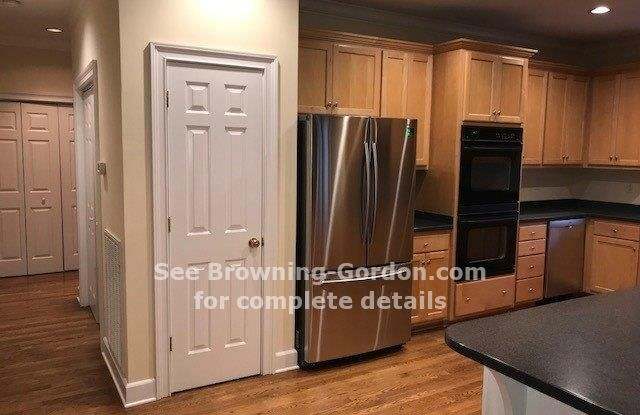 2224 Harding Place Gallery 3