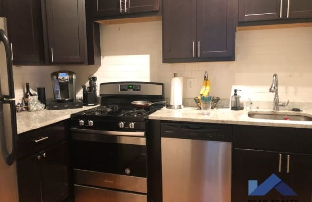 450 W Menomonee St 2 - 450 West Menomonee Street, Chicago, IL 60614