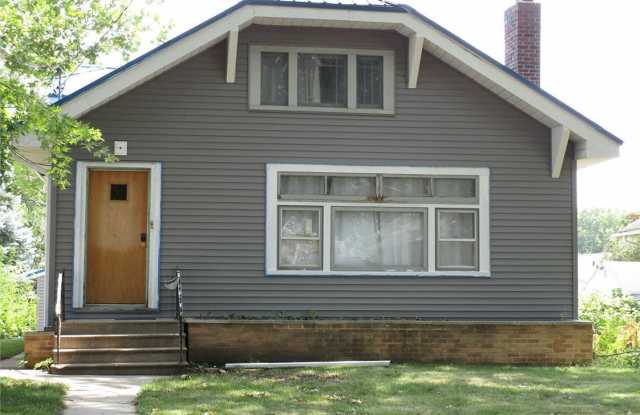 2 bedroom, 1 bath house in Waterloo photos photos 2 bedroom, 1 bath house in Waterloo photos photos