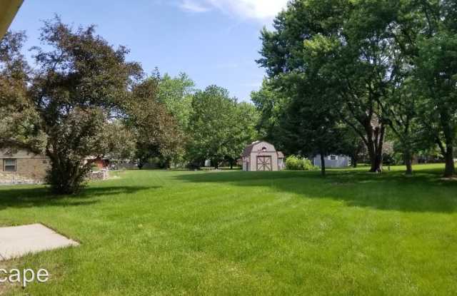 5832 N. Teresa Drive Gallery 3