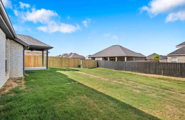 4225 Barhem Gallery 3