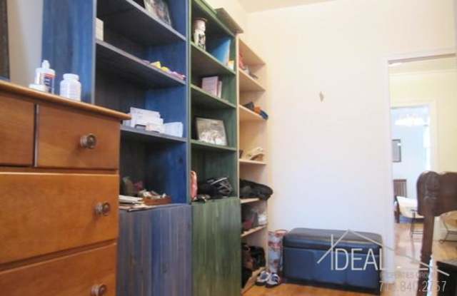 314 11th Street Gallery 4