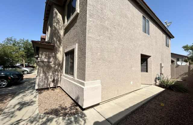 42406 W SUNLAND Drive Gallery 3