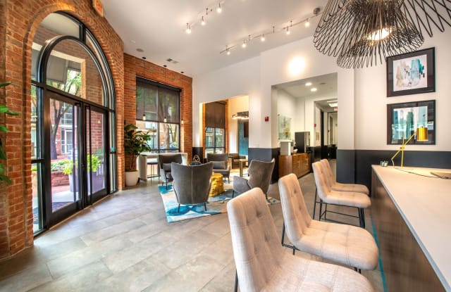 Manchester State Thomas Brownstones Gallery 4