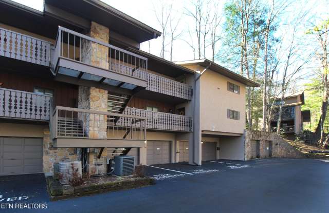 1235 Ski Mountain Rd - 1235 Ski Mountain Road, Gatlinburg, TN 37738