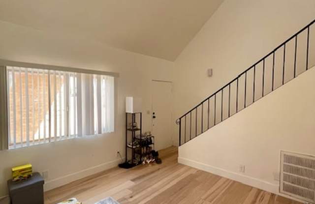 5198 Garden Ln Apt D photos photos