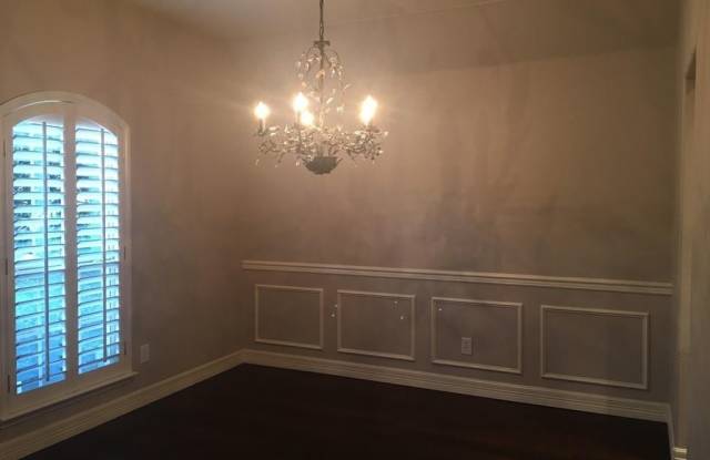 13858 Hot Springs Lane Gallery 4