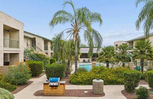 Sand Pebble Apartments Gallery 1