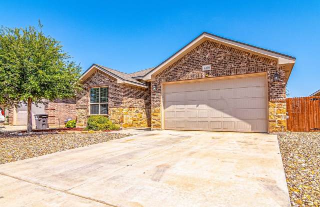 6408 Hall of Fame 4BR 2 Bath photos photos